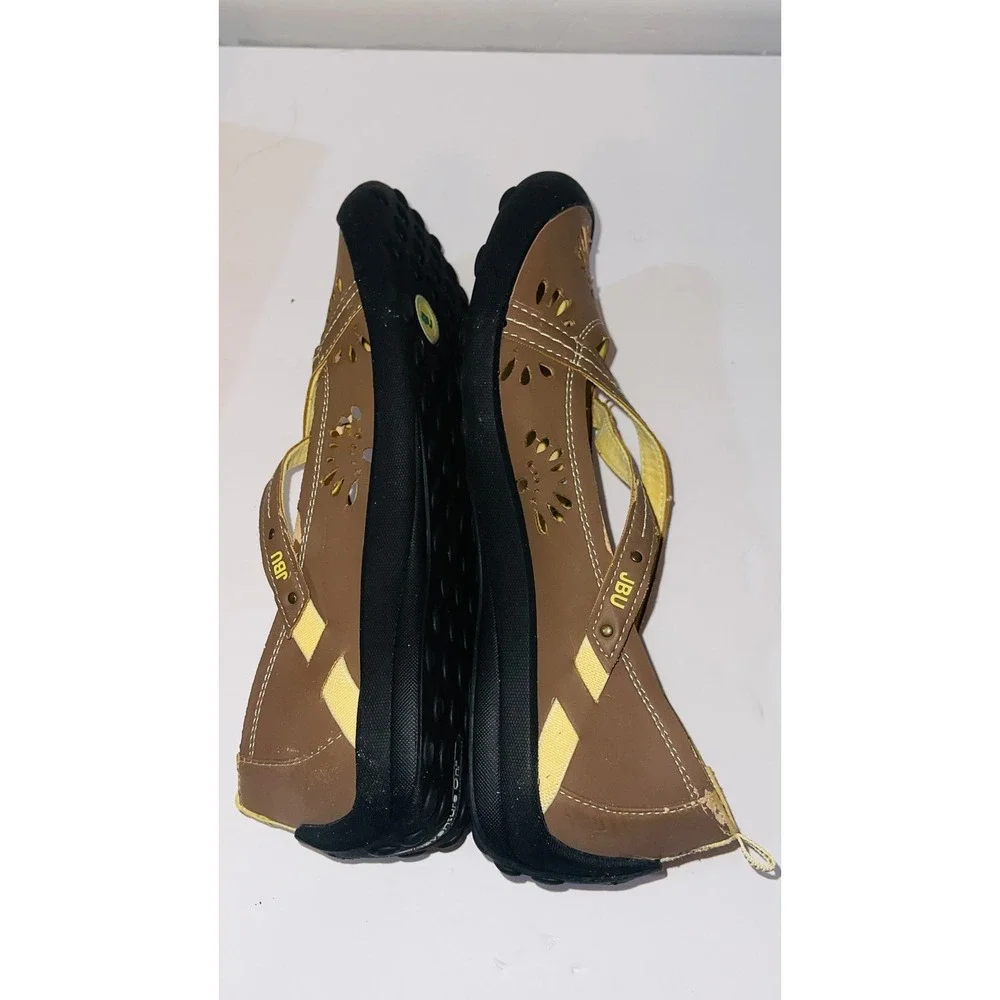 JBU Women Tessy Mary Jane Flat 9 Tobacco Brown Floral Laser Cut Comfort Shoe